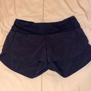 Lululemon black speed ups size 4